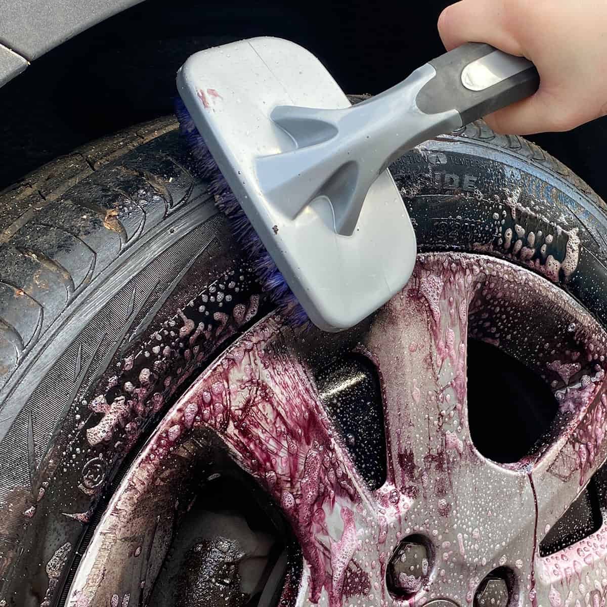 Car Cleaner Tire Foam Cleaner Wheel and Tire Shine Spray - China Tire  Cleaner, Car Care
